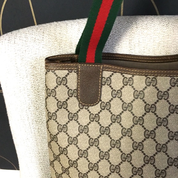 Authentic Gucci brown monogram coated canvas tote bag - Picture 7 of 16